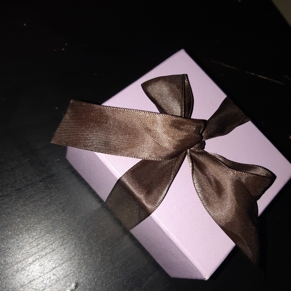 Necklace - Picture 4 of 4